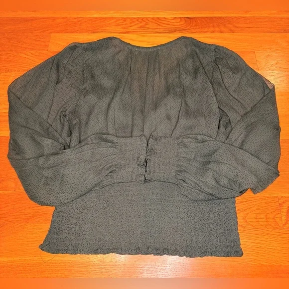 Abercrombie & Fitch Green Smocked Waist Blouse | Puff Sleeve V-Neck Top S - Picture 5 of 9